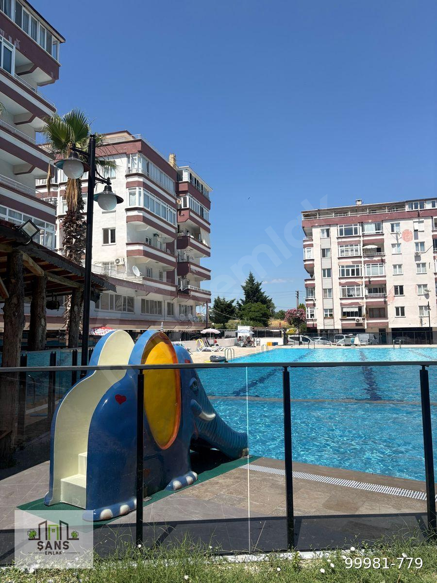🏡 Çınarcık Kırlangıç Sitesi’nde Havuzlu Sitede 2+1 Eşyalı Kiralık Daire! 🏊🍀