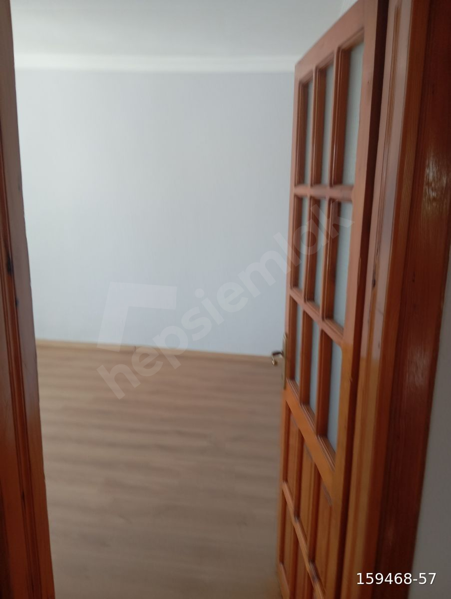 şehrin tam merkezi geniş 2+1 118 m2