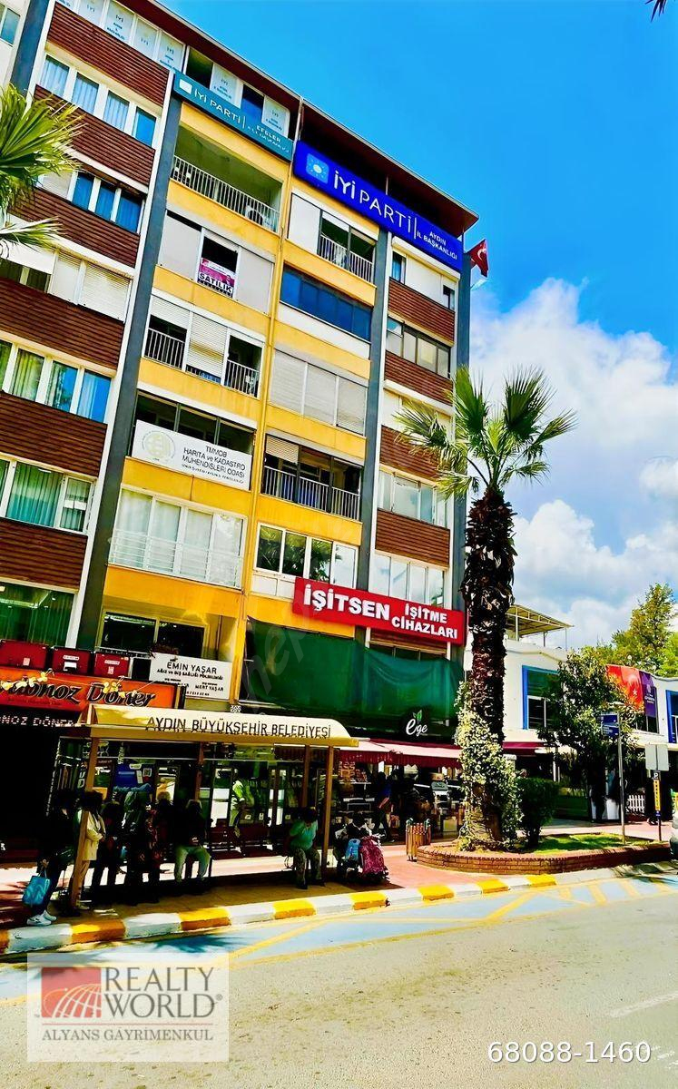 REALTY WORLD ALYANSTAN BULVAR ÜZERİNDE SATILIK 3+1 DAİRE