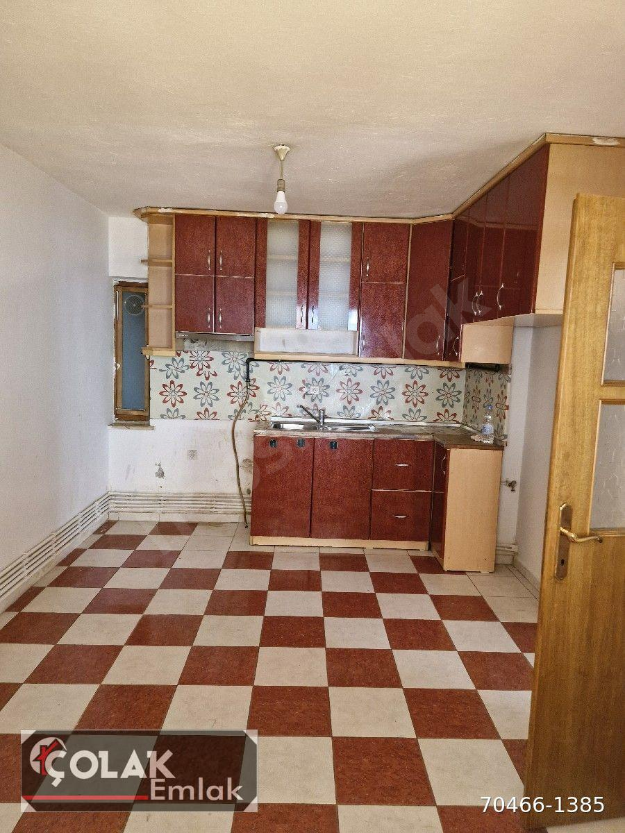 PİRİMEHMET MAH. DAVRAZ YAŞAM HASTANESİ YANI BAKIMLI 2+1 KOMBİLİ DAİRE