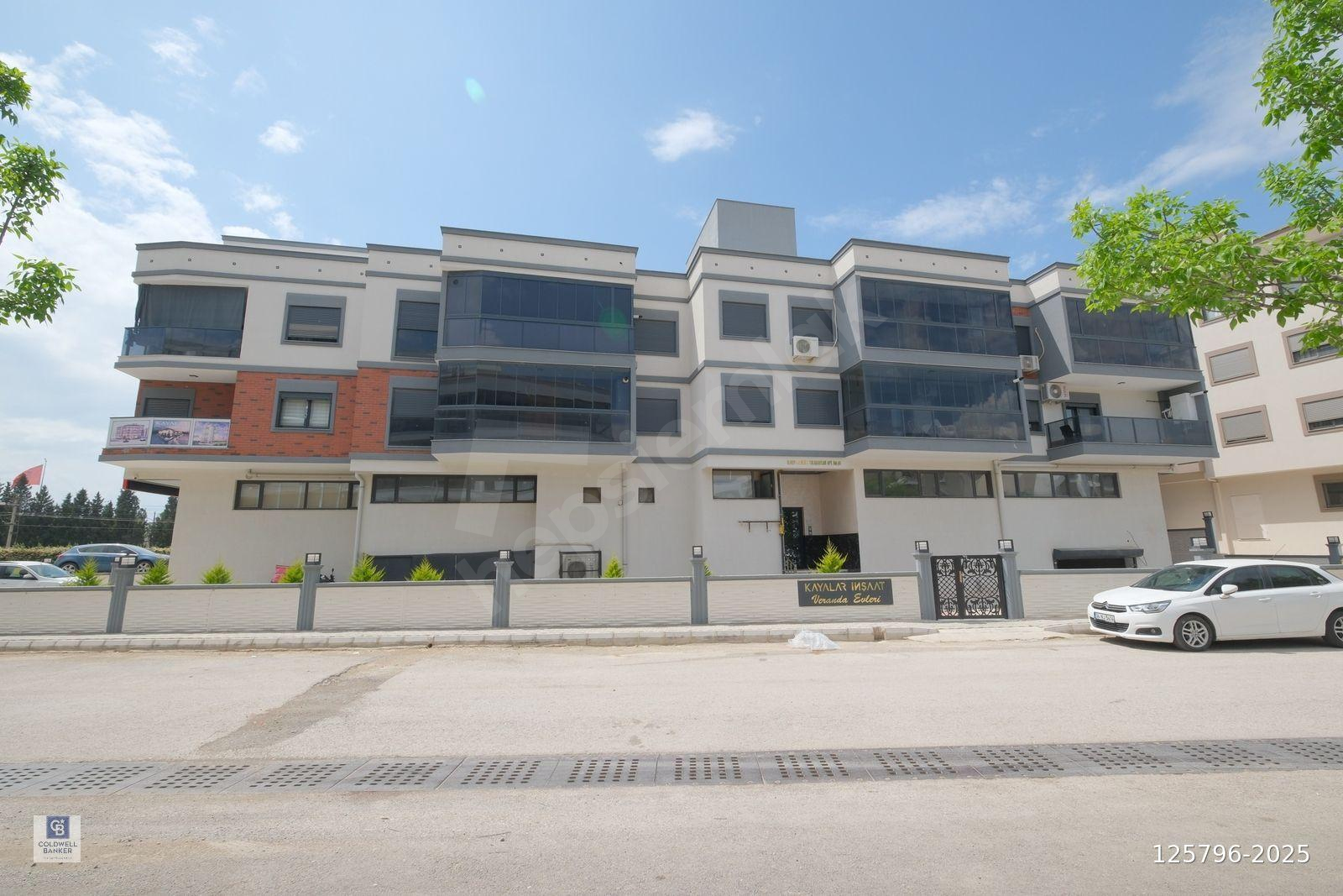 ULUKENT İZBAN YAKINI SATILIK ARA KAT 1+1 DAİRE