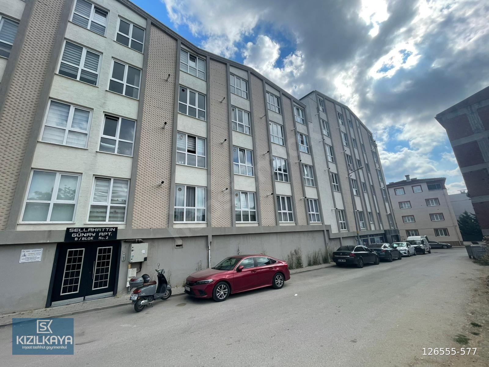 KIZILKAYADAN EMİNEVİME UYGUN KİRACISIZ SATILIK 2+1 DAİRE