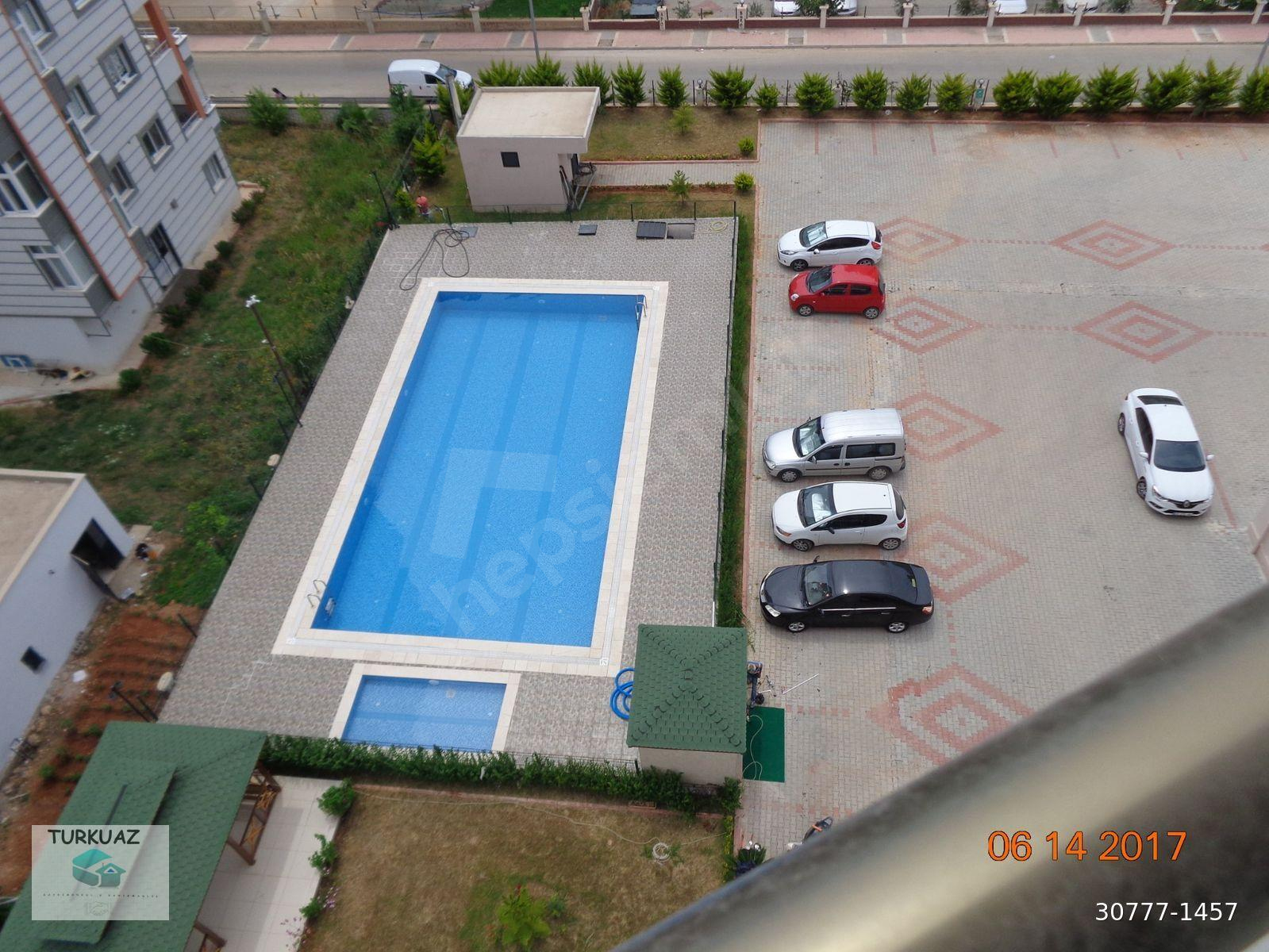 Mezitli Akdeniz Mah.Yaşar Doğu İle GMK Arasında Çok Merkezi Bir Yer Havuzlu