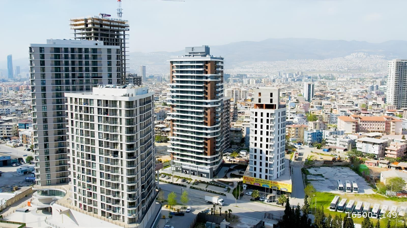 VİVEN DE SATILIK KÖŞE 2+1 68M2