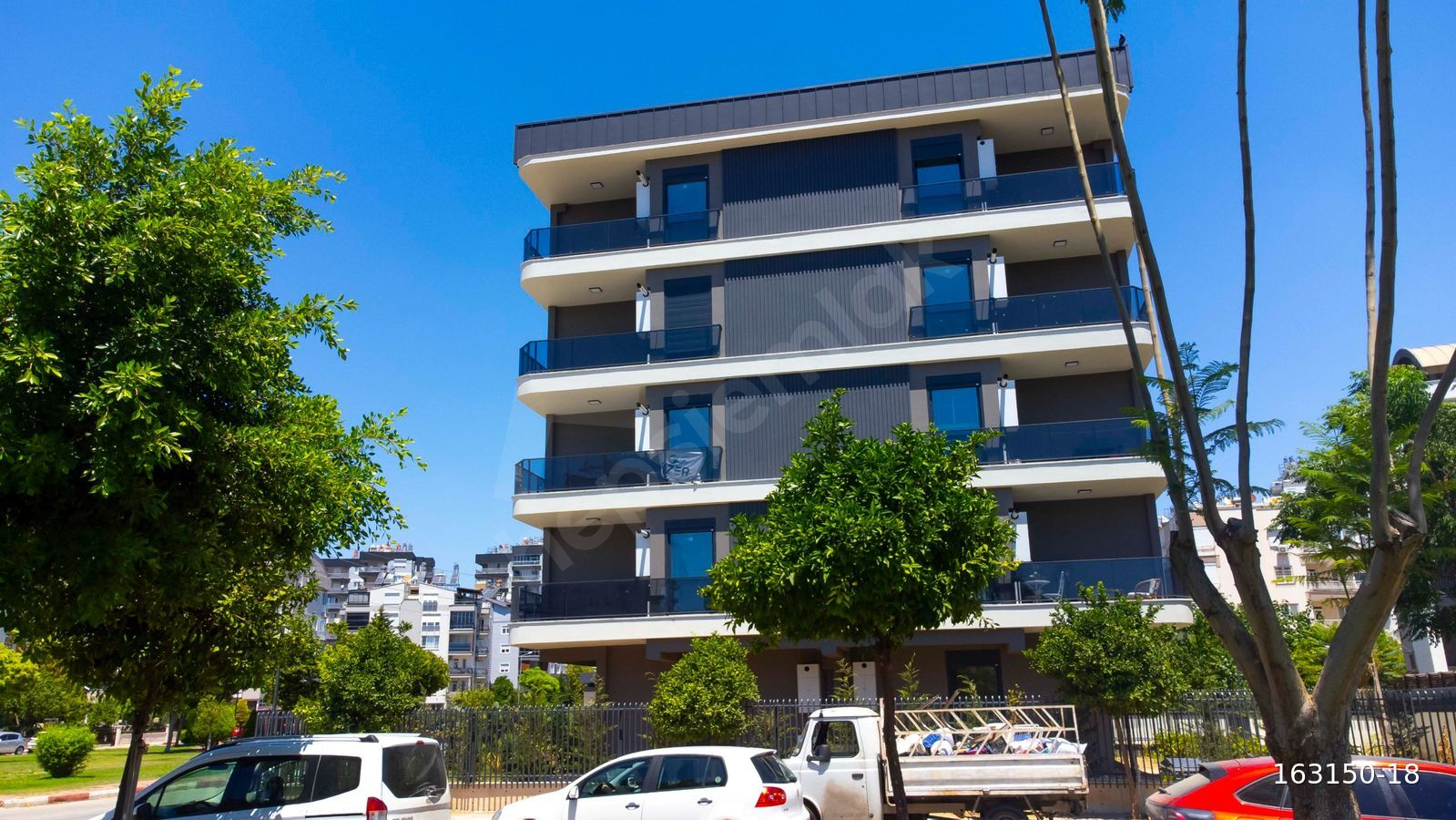 ANTALYA MURATPAŞA ÇAĞLAYAN MAH. SATILIK LÜKS 2+1 DAİRE
