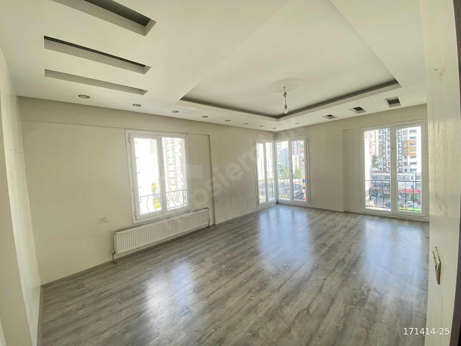 ANAYURT'TA 3+1 LOKASYONLU KULLANIŞLI KİRALIK DAİRE