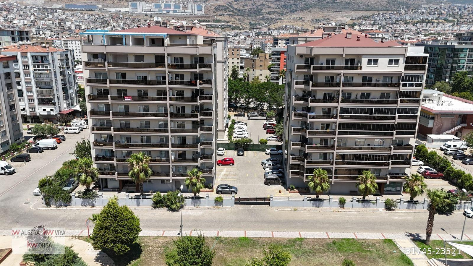 Park Manzaralı Sitede, Geniş Balkonlu Satılık 160m2 3+1 daire