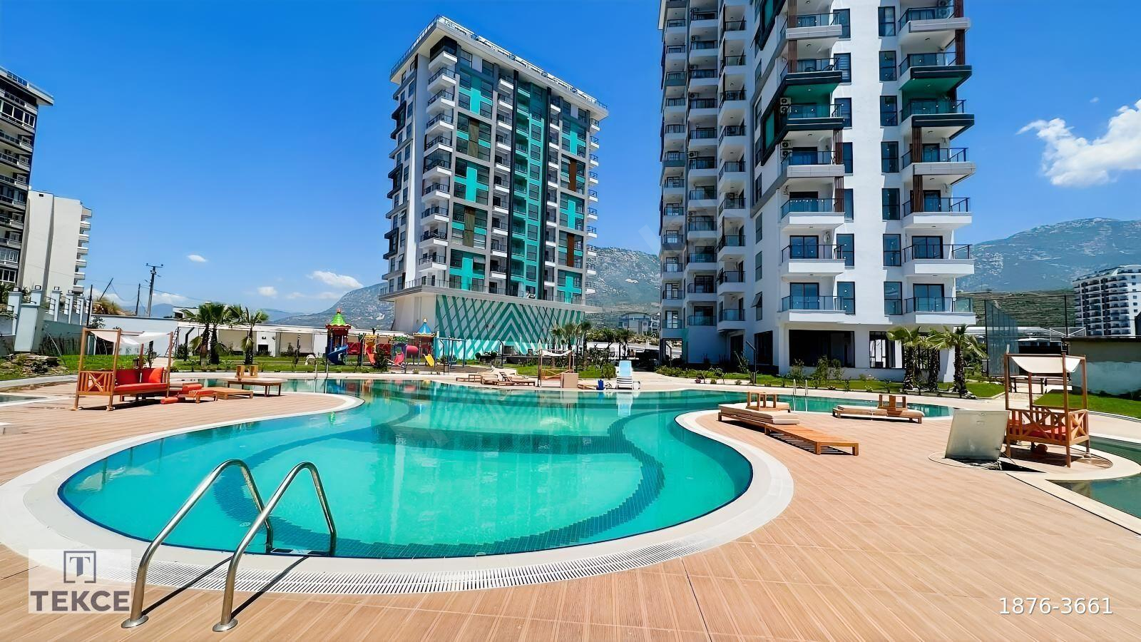Alanya Mahmutlarda Kapalı Havuzlu Deniz Manzaralı Daire | TEKCE