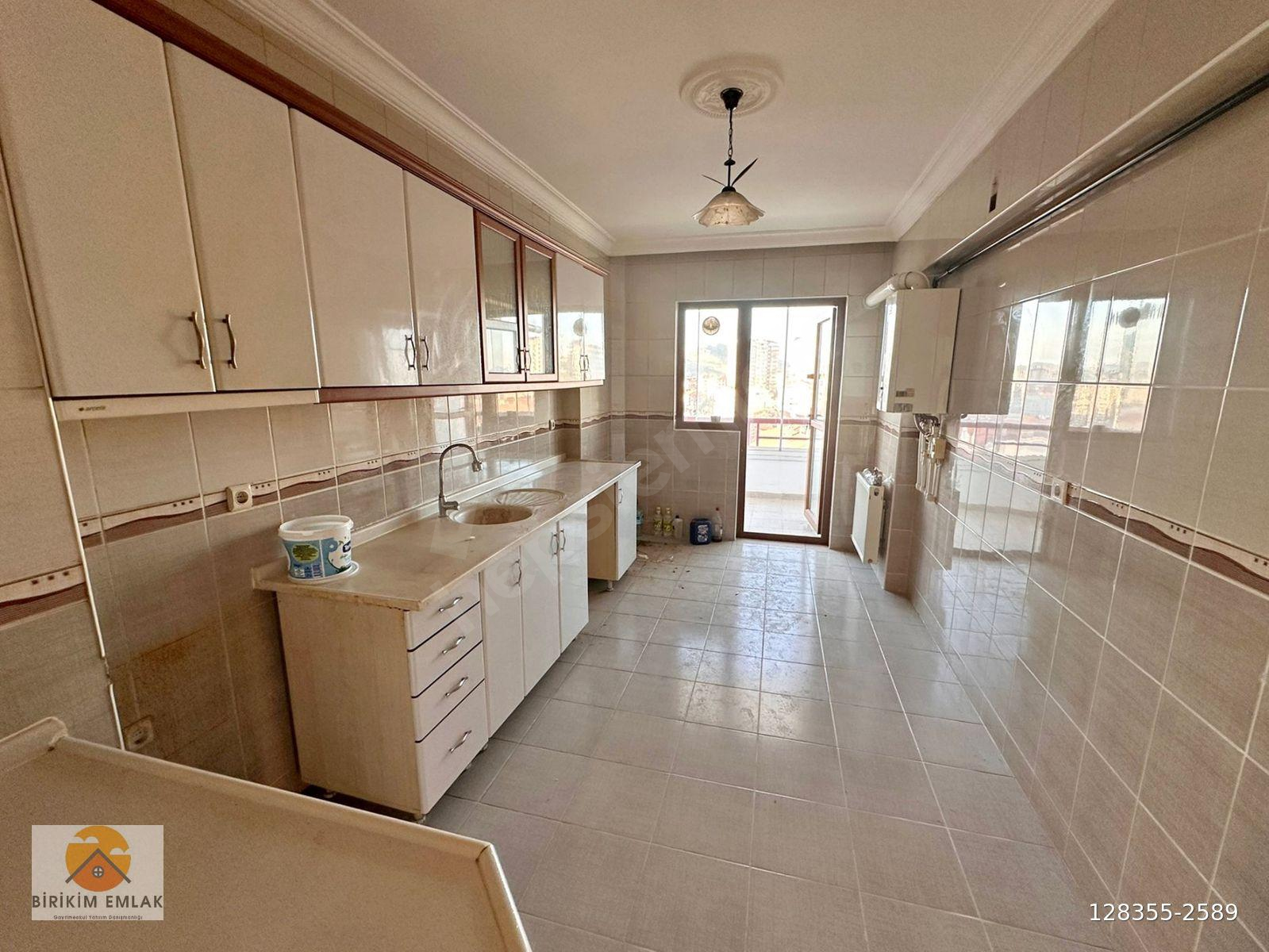 NATOYOLU CADDE ÜZERİ AVM YAKINI 3+1 6.KATTA 125M2 MANZARALI DAİRE_!!