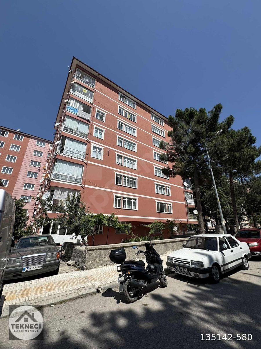 ÜÇTUTLAR MAH. HİTİT ÜNİVERSİTESİ YANI 3+1 ARA KAT KİRALIK DAİRE