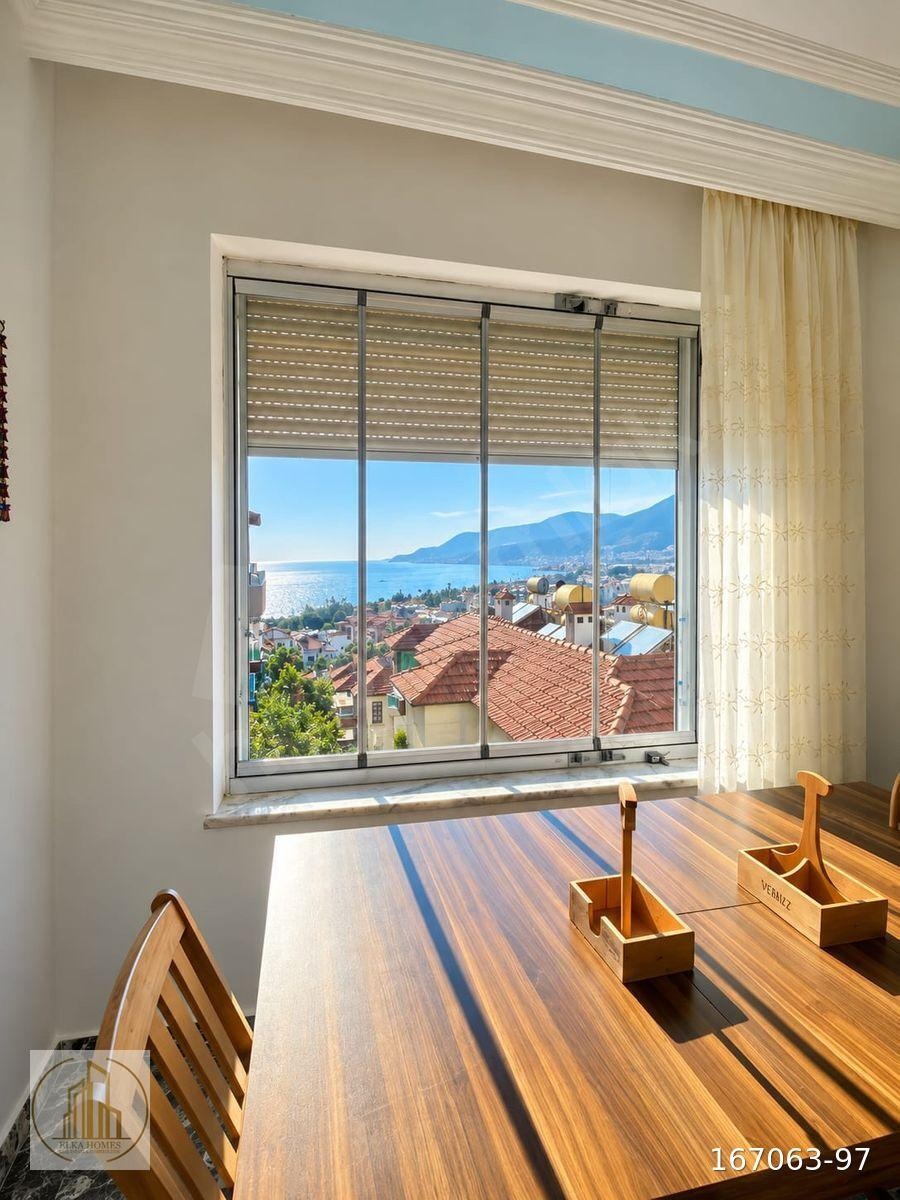 Alanya Kale’de satılık deniz manzaralı 2+1 daire