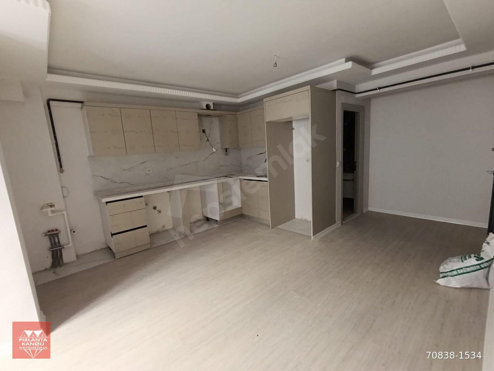 Balıkesir Bandırma Çınarlı Mah. 1+1 Satılık Daire Yatırımlık Merkezi Konumda