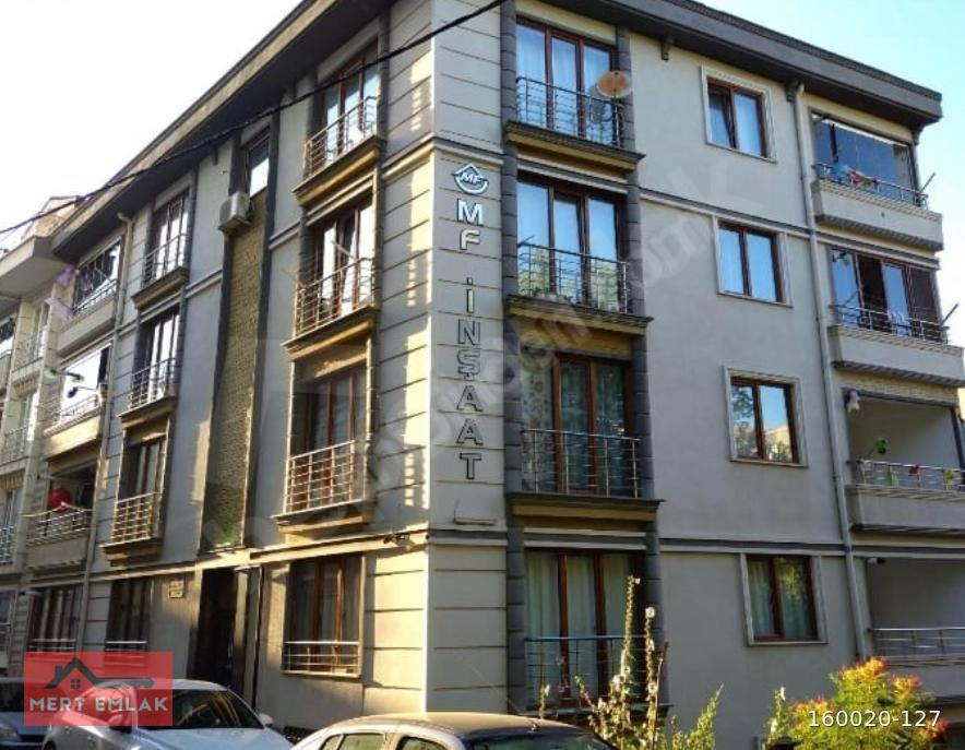 MERT'TEN BANDIRMA BELEDİYESİNİN ARKASINDA EŞYALI 1+1