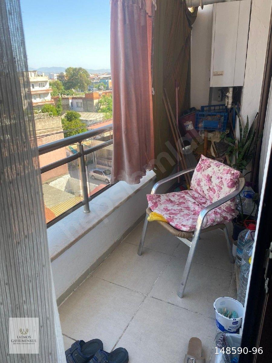 LATMOS GAYRİMENKULDEN YENİCAMİİ MAHALLESİNDE SATILIK 2+1 DAİRE