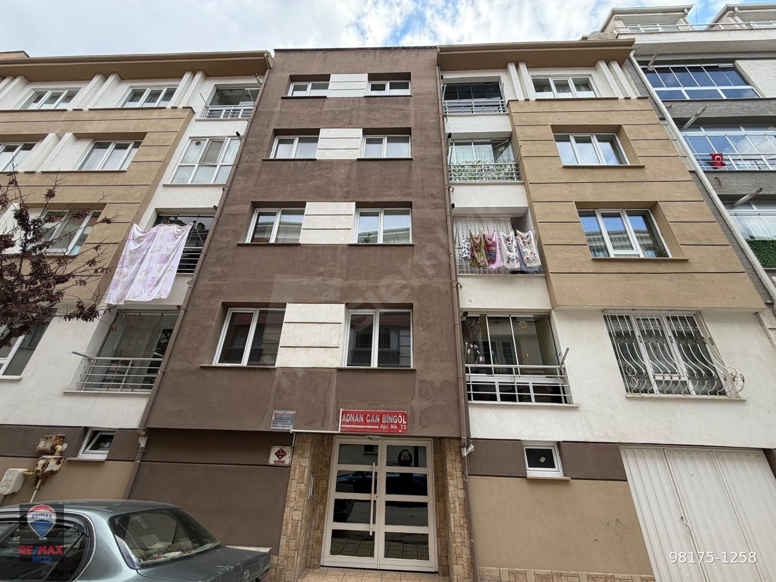 KUMLUBEL MAH. ASANSÖRLÜ /BALKONLU 1+1 KİRALIK DAİRE