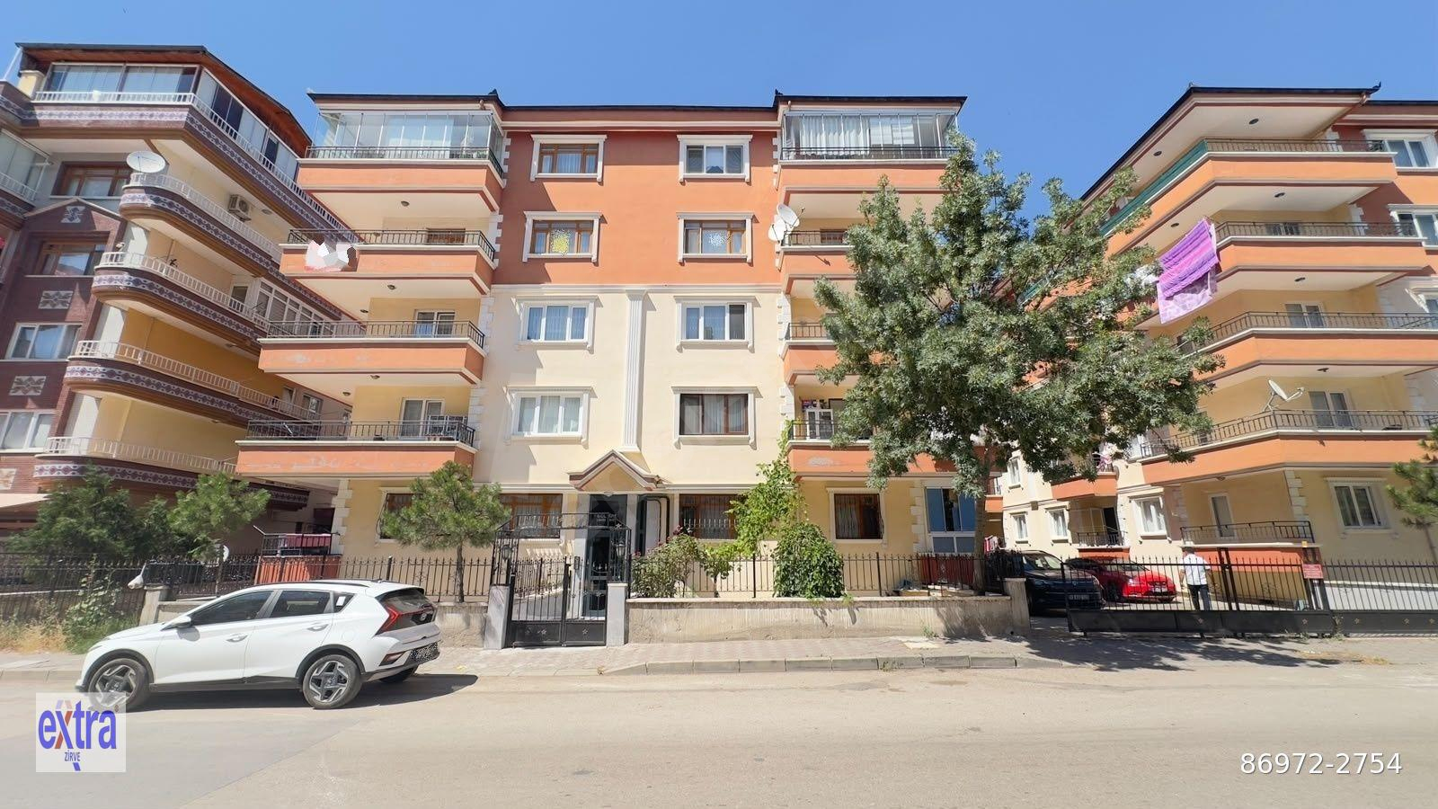 EXTRA ZİRVE-MERKEZİ LOKASYONDA EBEVEYN BANYOLU 3+1 SATILIK DAİRE