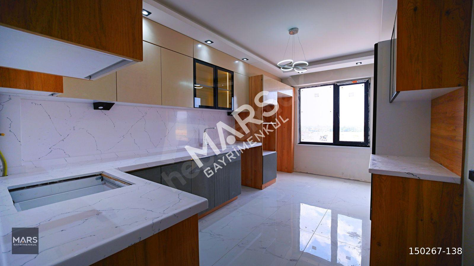 MARS'tan ZAFERTEPE'de GENİŞ M2Lİ SATILIK SIFIR 2+1 DAİRE