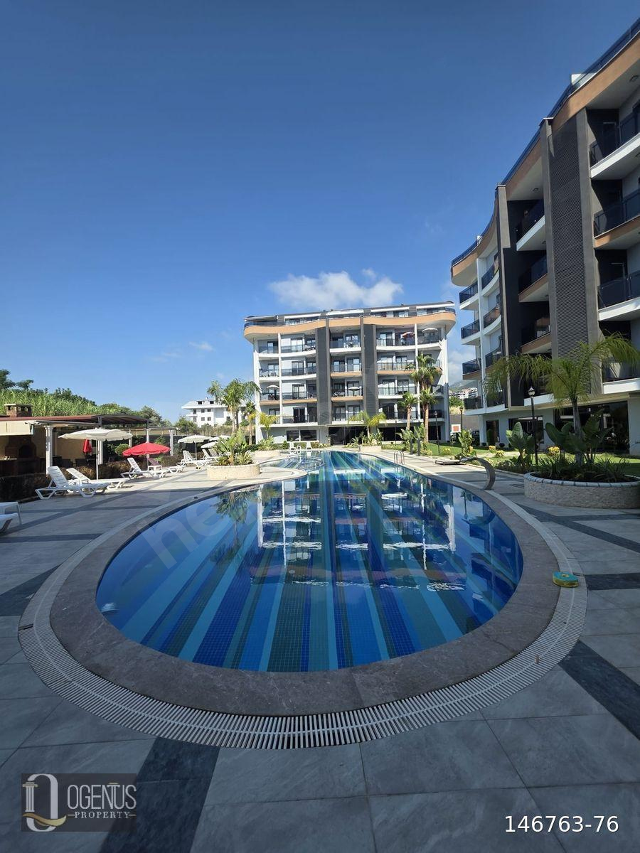 OBA'da LÜKS SİTEDE İKAMETE UYGUN 1+1 / AVALIABLE FOR RESIDENCY
