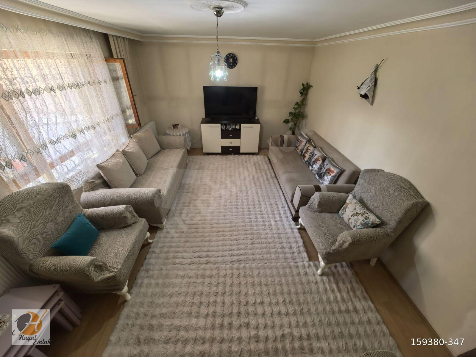 HAYAL'DE AKTEPE MH.3+1 ÇOK GENİŞ CADDEYE & TOPLU ULAŞIMA YAKIN DAİRE