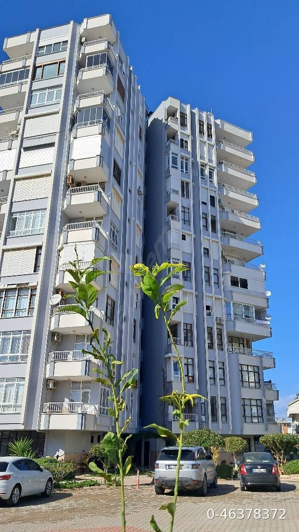 Antalya/Lara'da 3+1 site içi, deniz manzaralı, mobilyalı daire