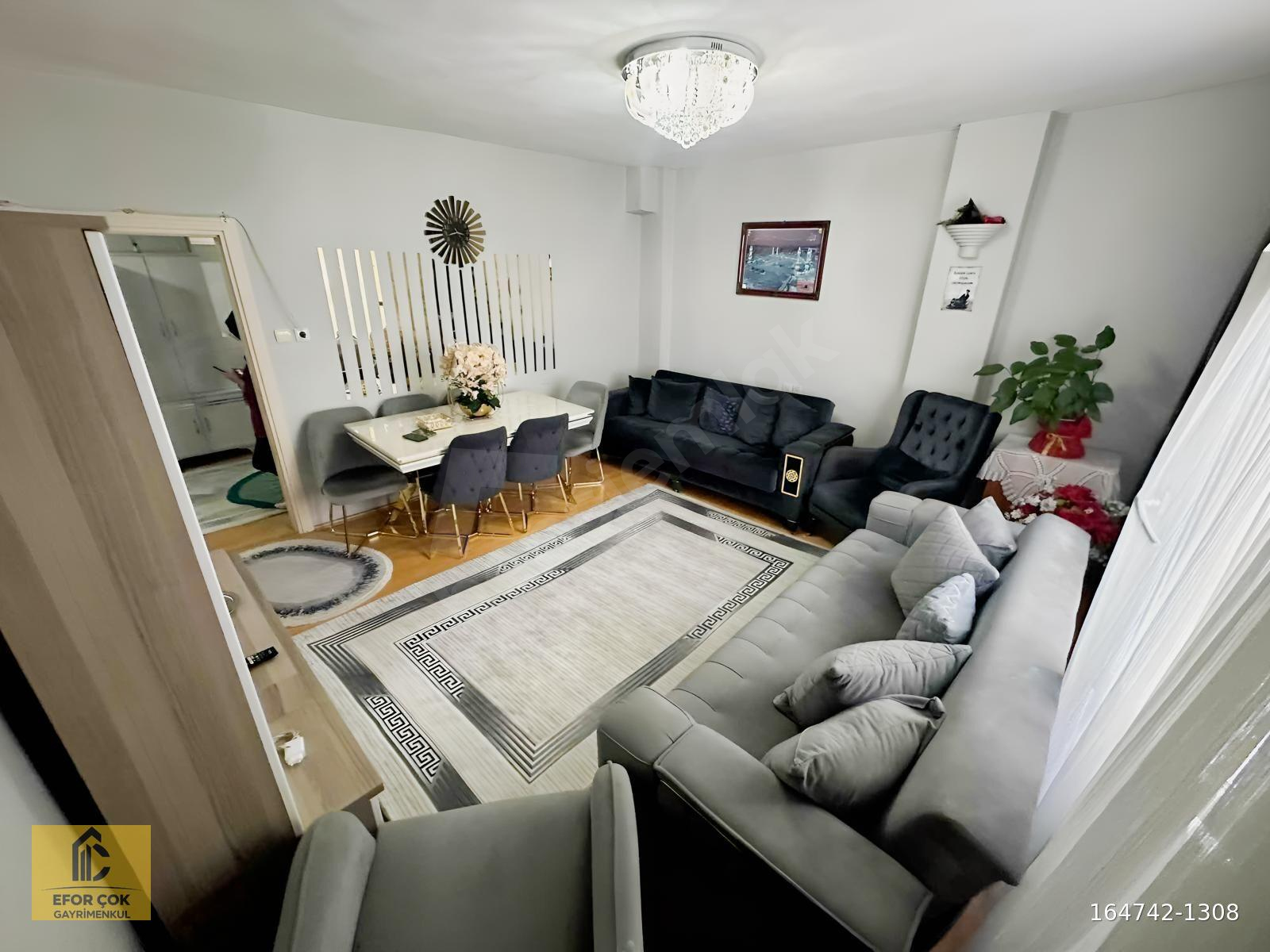 EFOR ÇOK'TAN GÜZEL KONUMDA YÜKSEK HİSSELİ 2+1 SATILIK DAİRE