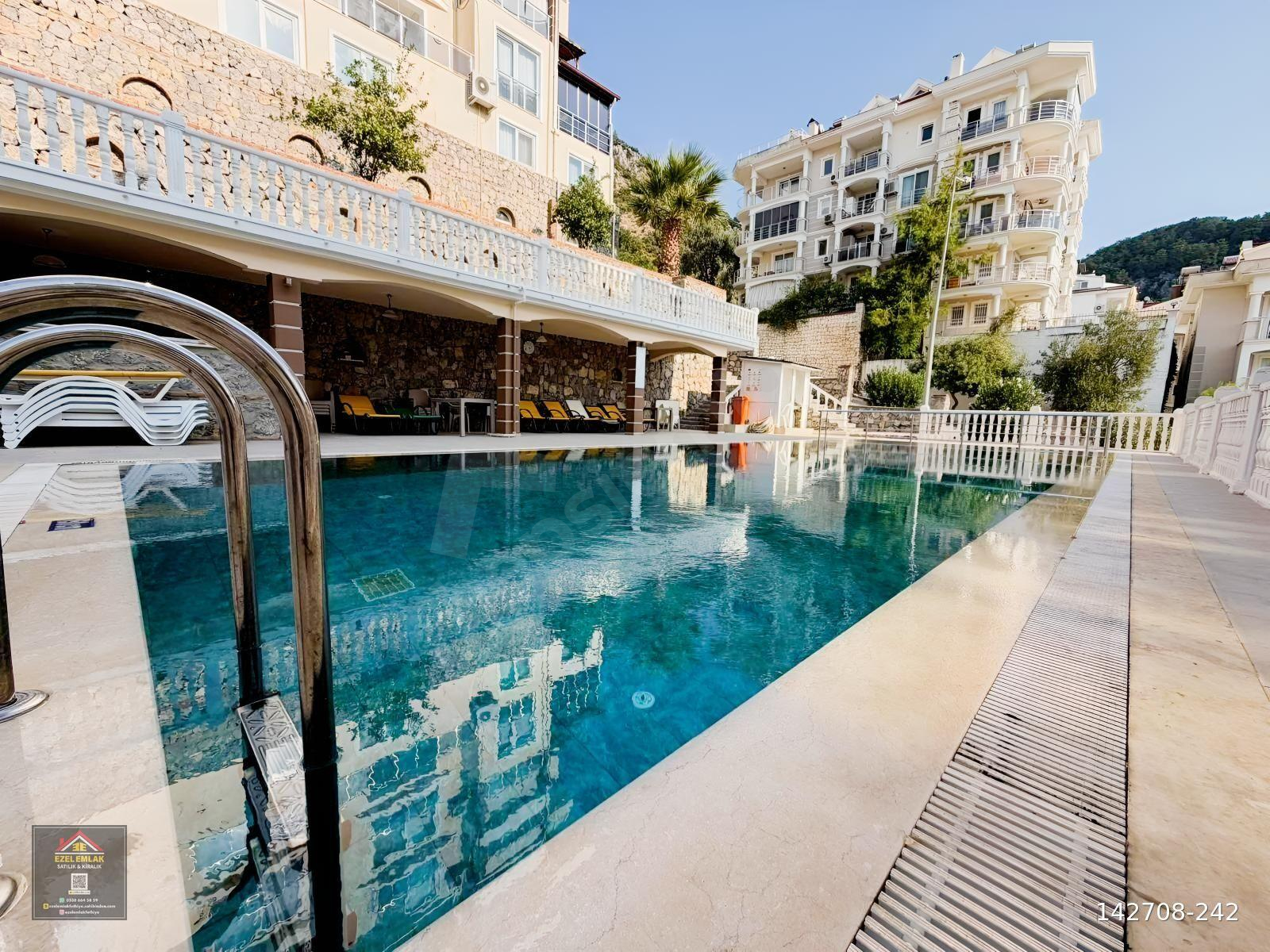 Fethiye de satılık havuzlu 5+1 daire