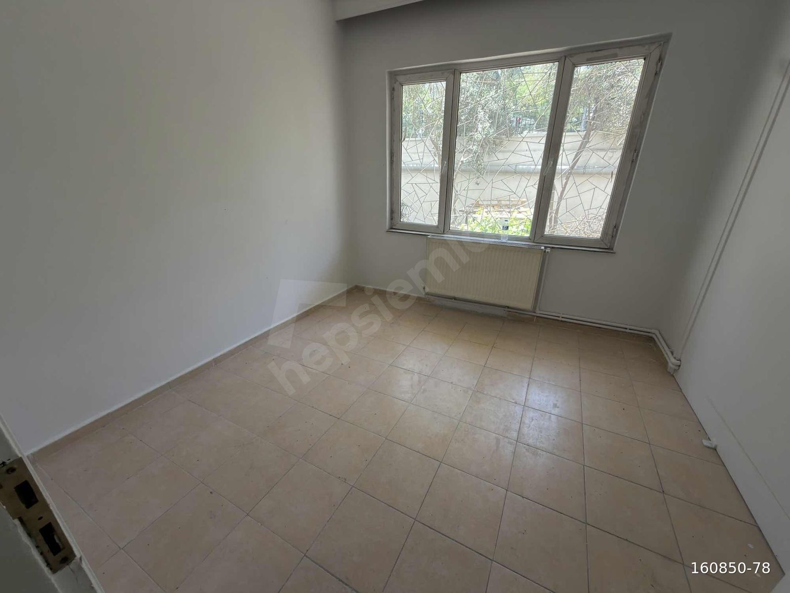 POLATDEMİR'den Ordu Caddesinde Ferah Kiralık 2+1 Bahçe Katı
