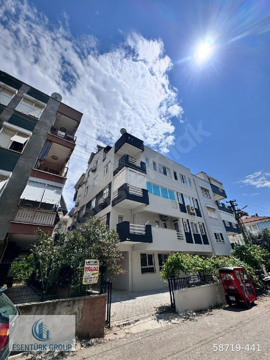 Esentürk Emlak'tan Satılık Gülveren Mahallesinde 1+1 Daire