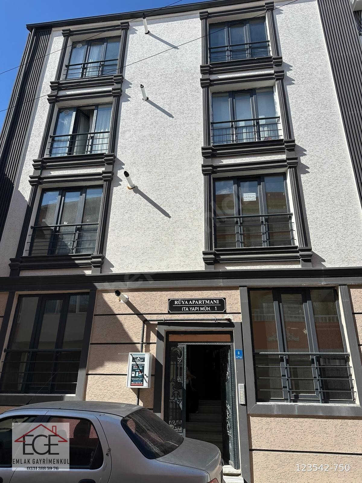 EGE EMLAK'TAN MALKARA MERKEZDE SATILIK YÜKSEK GİRİŞ 2+1 DAİRE