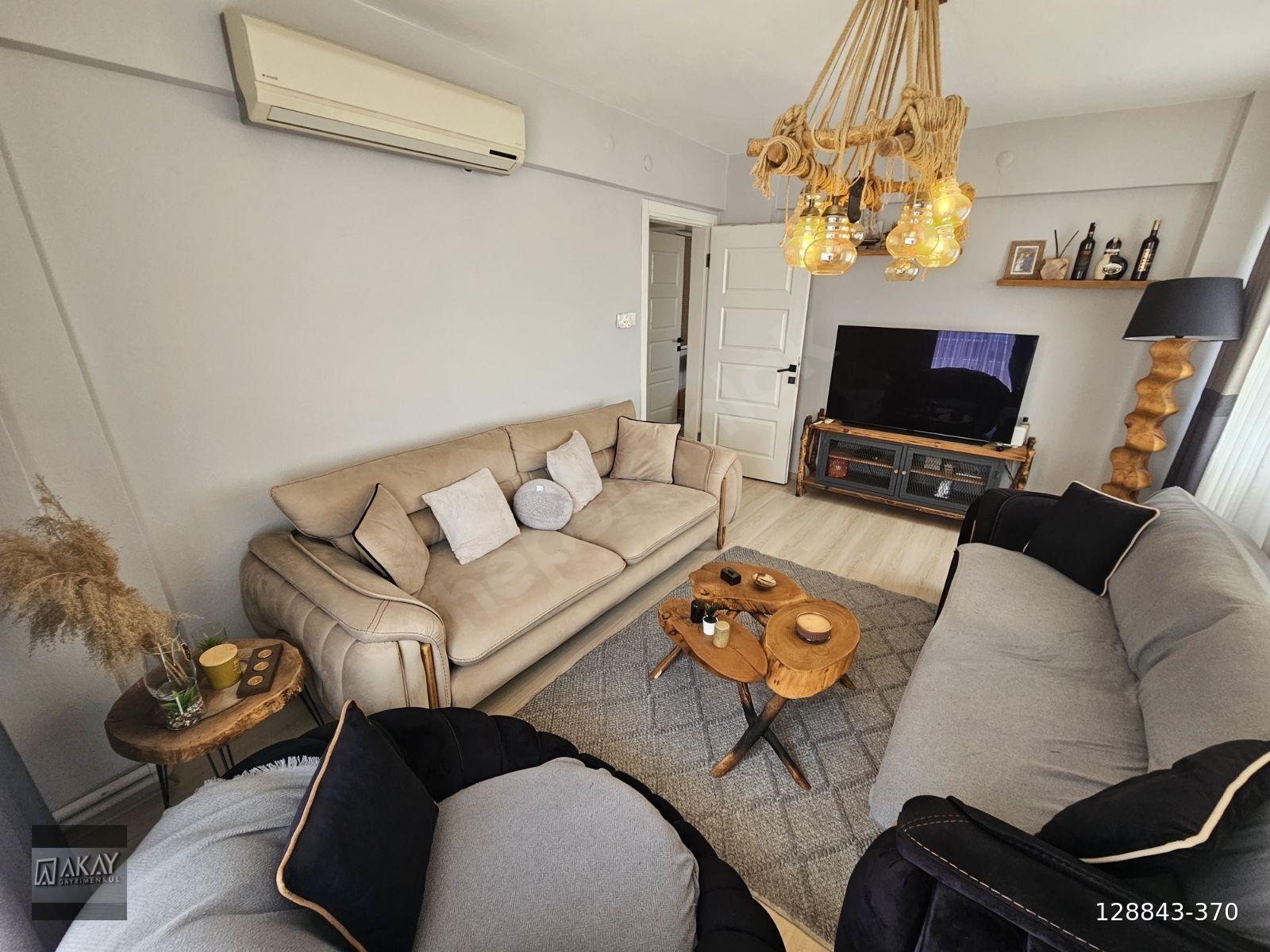 SÖKE ÇELTİKÇİ MAHALLESİNDE SATILIK DOĞALGAZLI BAKIMLI 3+1 DAİRE