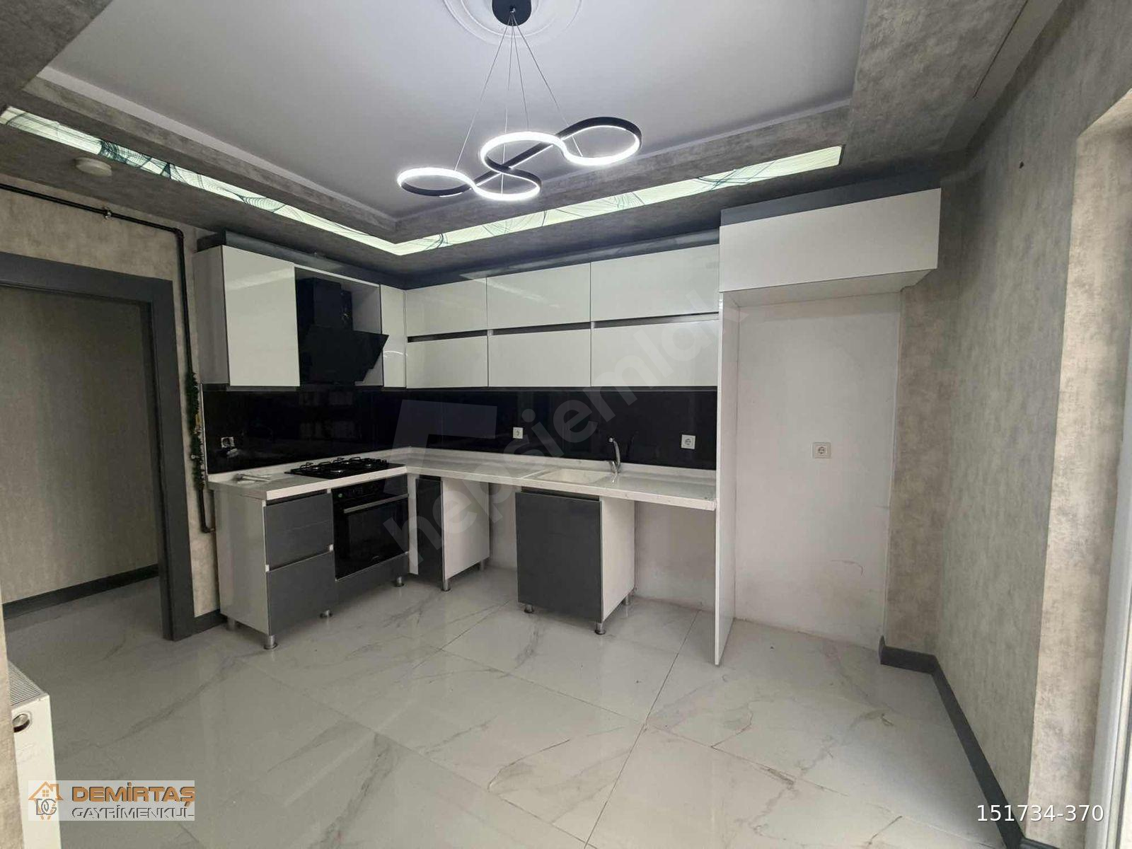 DEMİRTAŞ'DAN Karakaya'da Masrafsız Ful Yapılı iskanlı 4+1 Daire