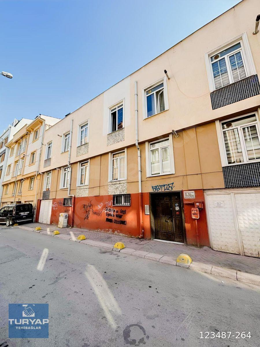 TURYAP YENİBAĞLAR'DAN BALKONLU BAĞLAR DA GENİŞ 1+1 KİRALIK DAİRE