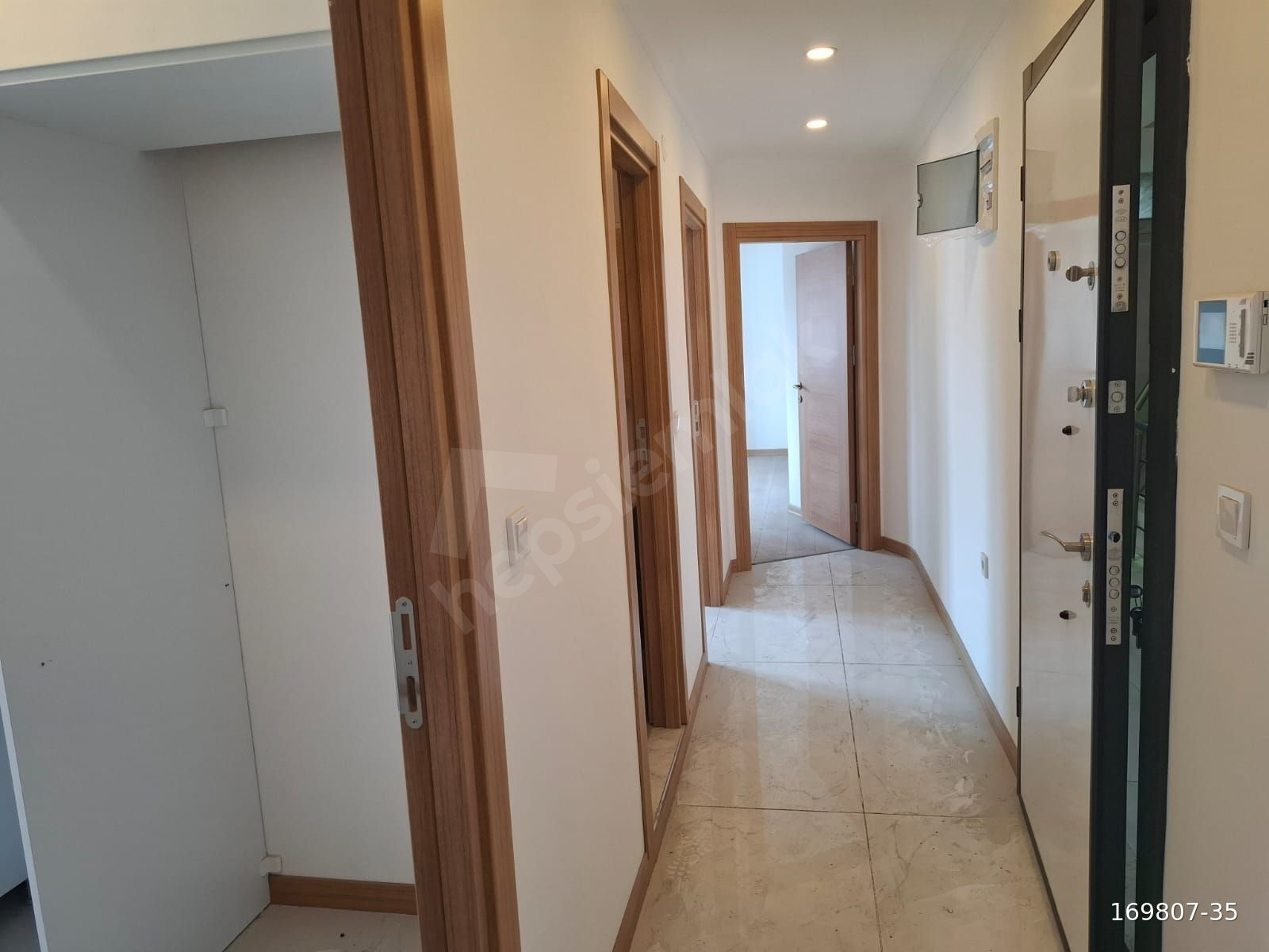 ACÍL SATILIK TABYA CAMÍSÍNE YAKIN FATİH CADDESİ ÜZERİN.DE 2+1
