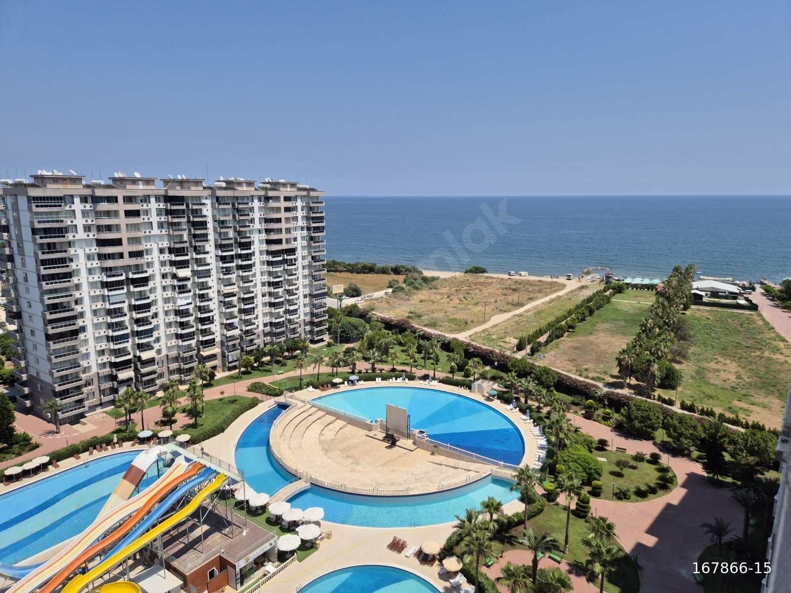 MERSİN ÇEŞMELİ LİPARİS SUNFLOWERS-1 SİT 3+1 GÖLGE TARAFI SATILIK