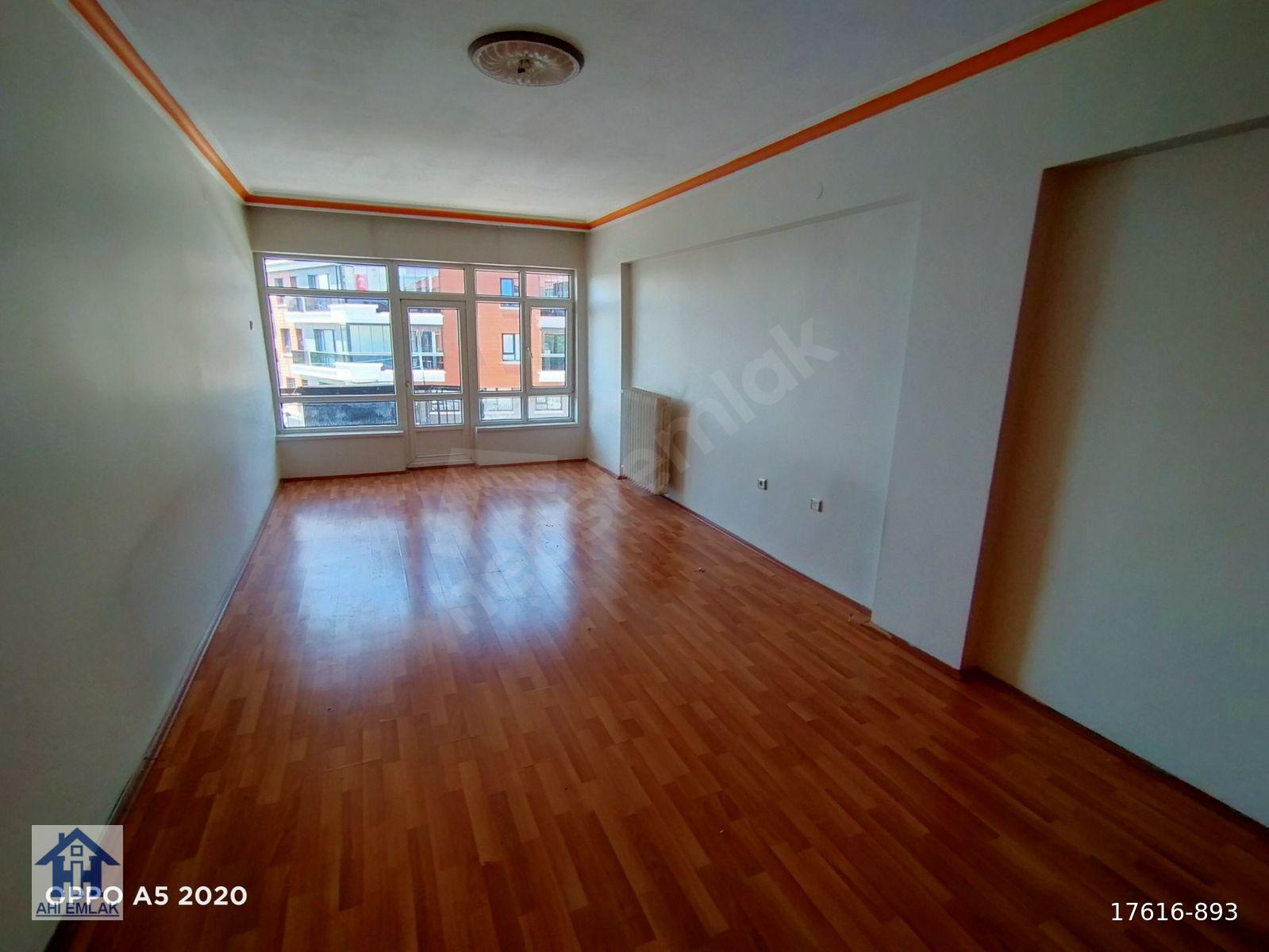 Keçiören İncirli'de Ahi'den 3+1 kiralık daire 35000₺
