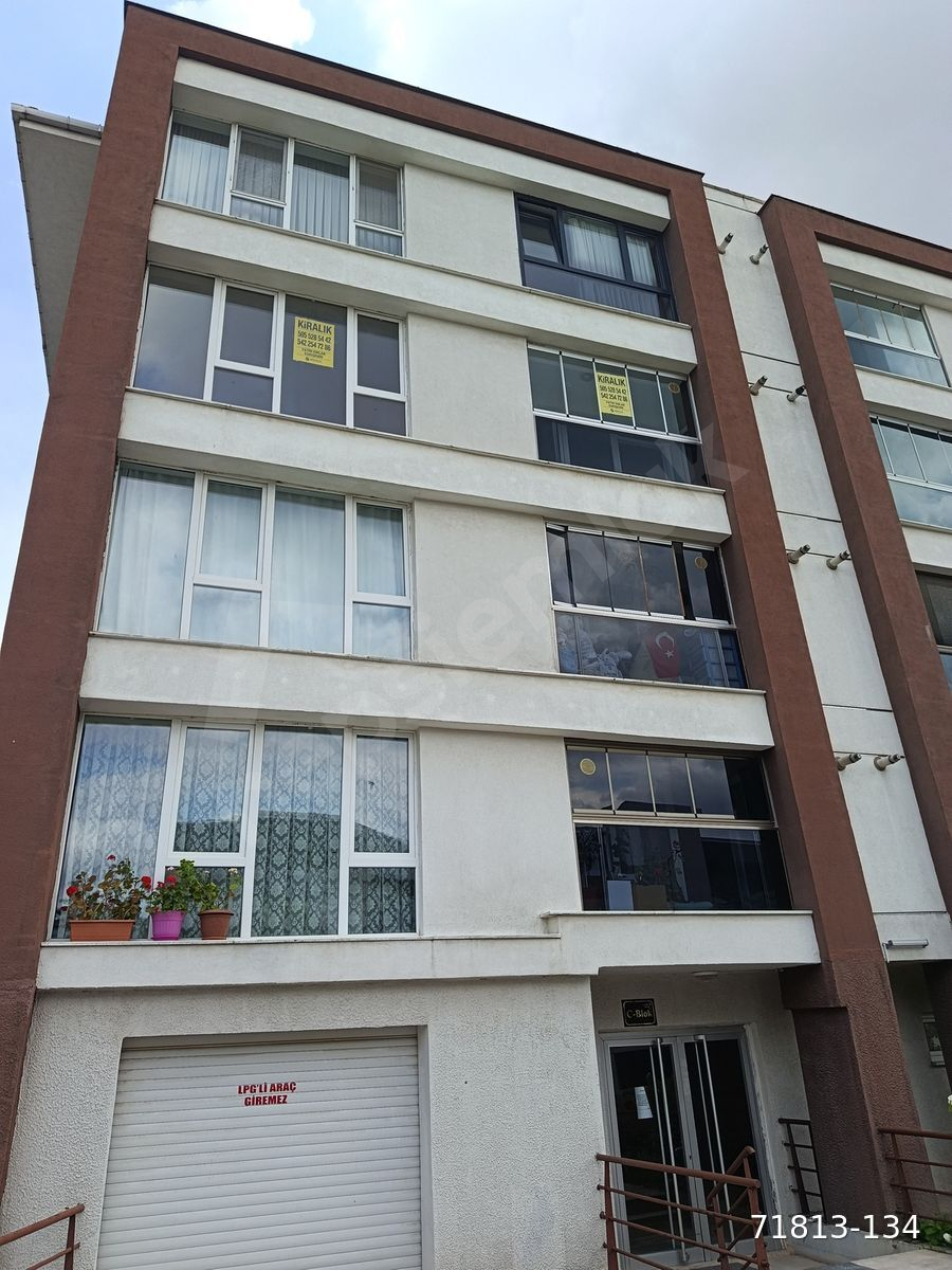 IHLAMURKENT MAH. YAŞAMPARK 1 SİTESİ KİRALIK 2+1 KOMBİLİ DAİRE