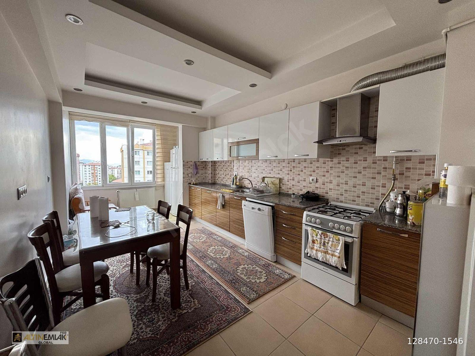 ALTIN EMLAK İLDEM CUMHURİYET İÇERİSİ YAPILI 3+1 SATILIK DAİRE
