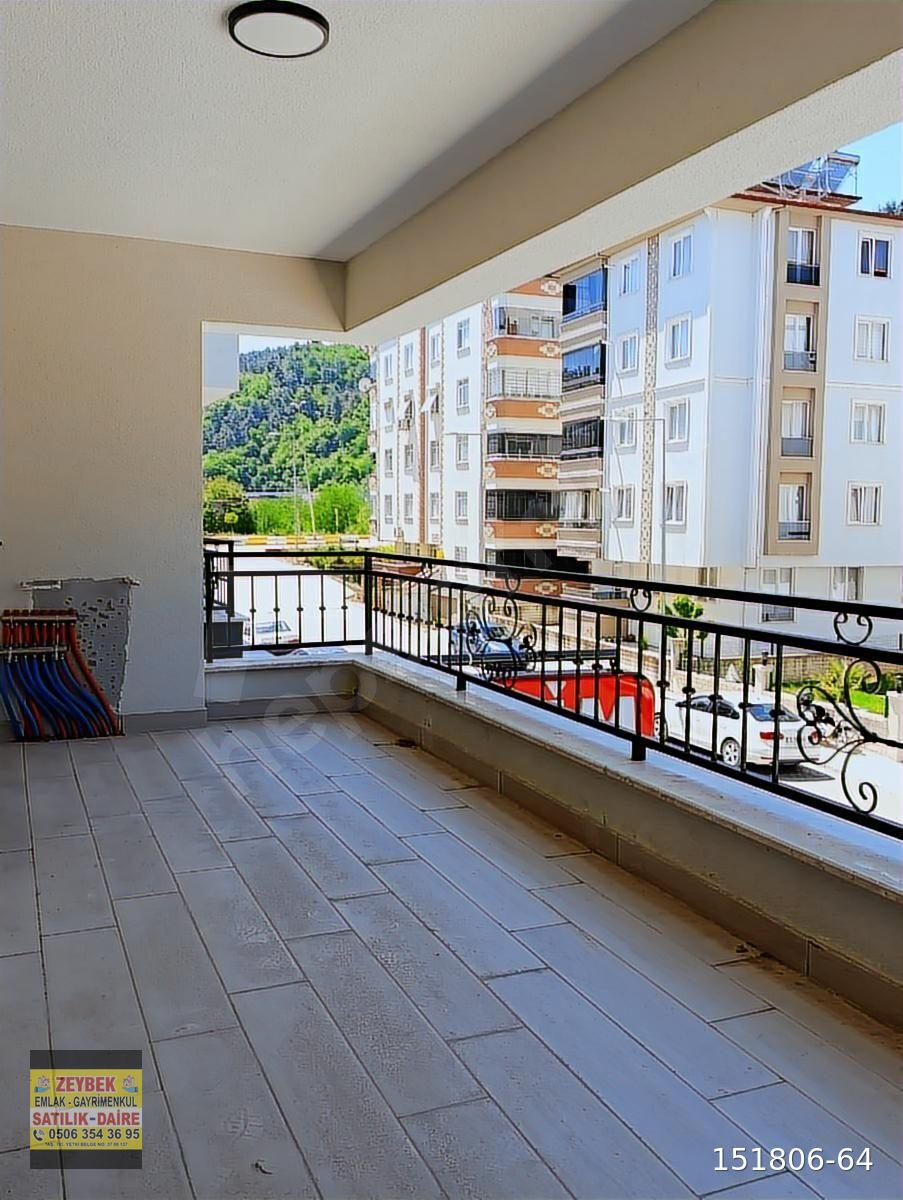 ZEYBEK EMLAK ABANA 140.M2..3+1 / SIFIR LÜKS DOĞALGAZLI DAİRE