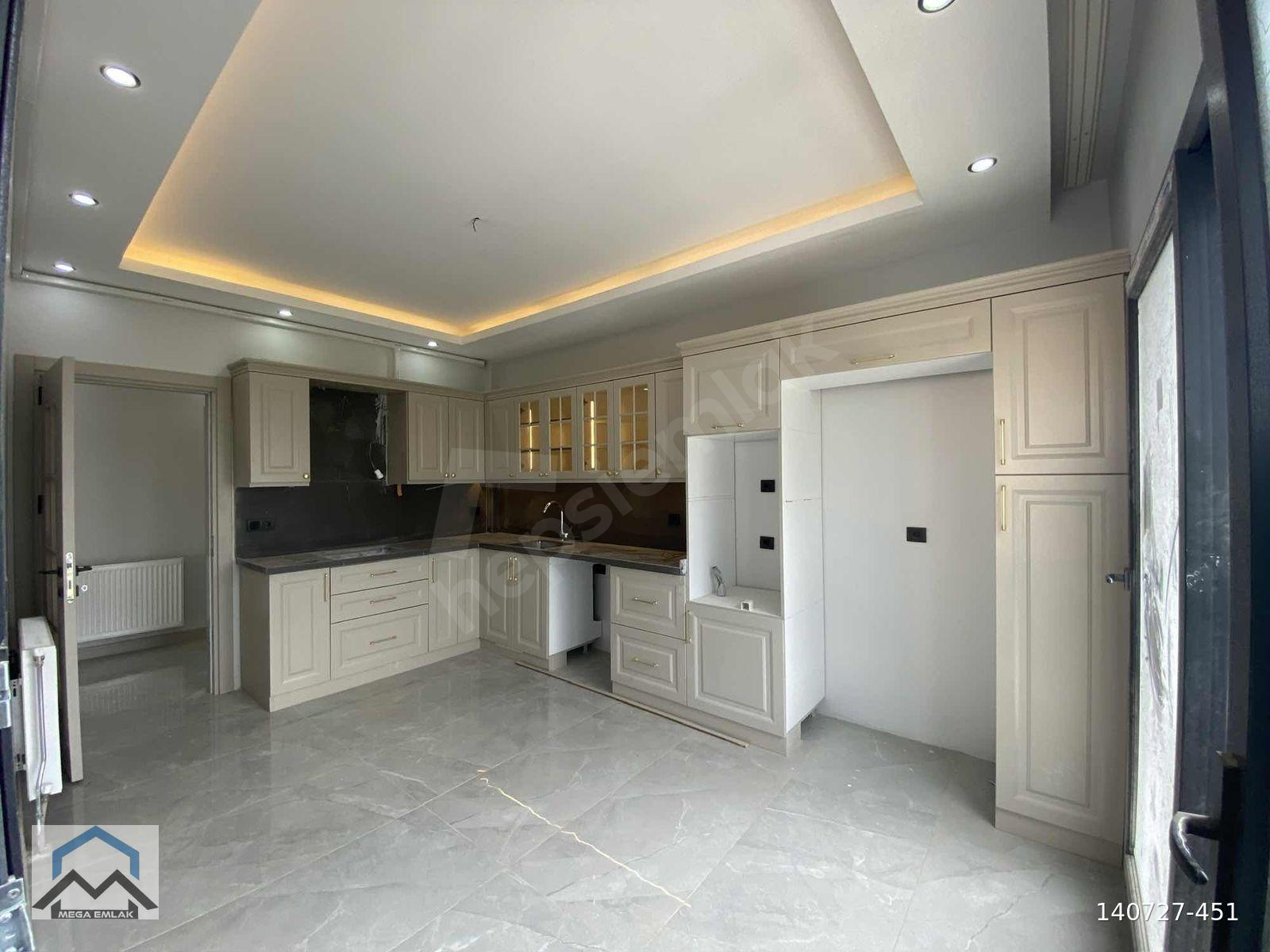 MEGA EMLAK'TAN YEŞİL MAHALLEDE SATILIK 3+1 GENİŞ LÜKS DAİRE