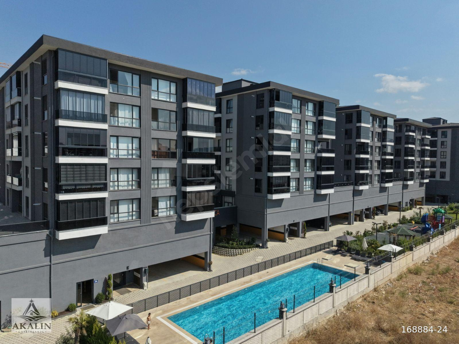 LOCA 180'DE FIRSAT 95M² NET 2+1 ARAKAT SATILIK DAİRE