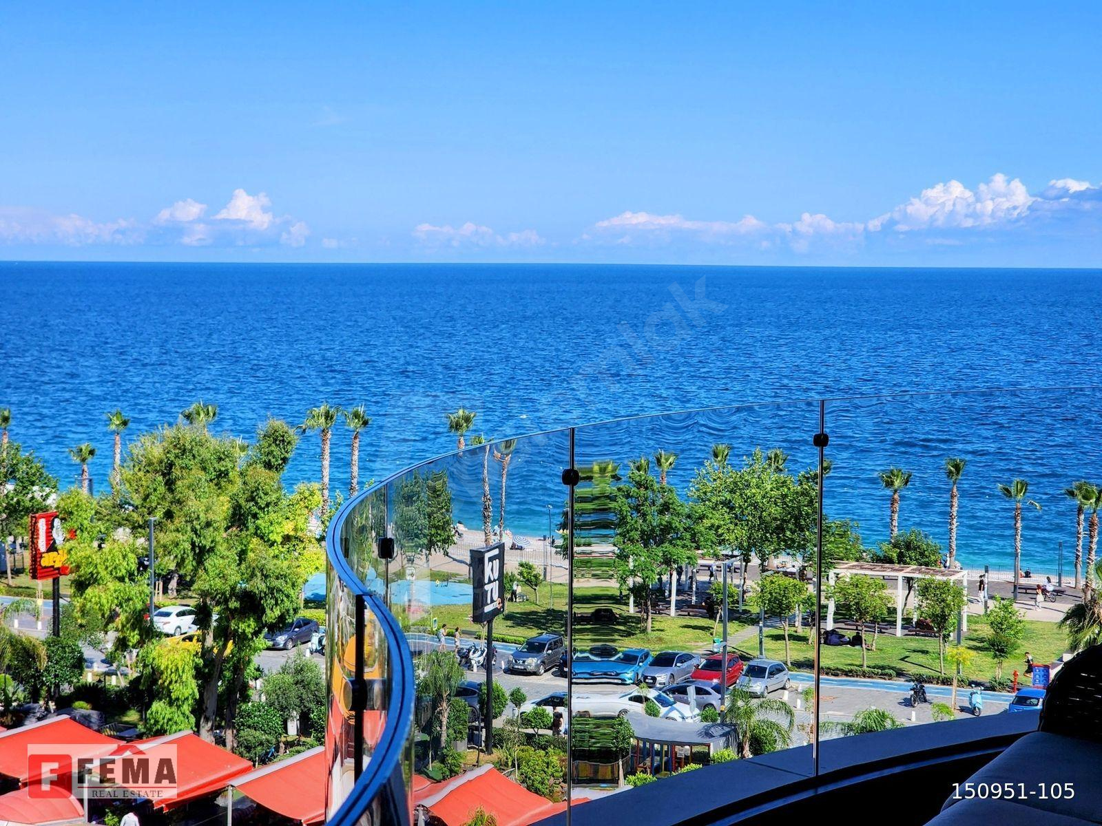 Denize Sıfır, 2+1 (3+1) Kiralık Lüks Daire - Furnished For Rent