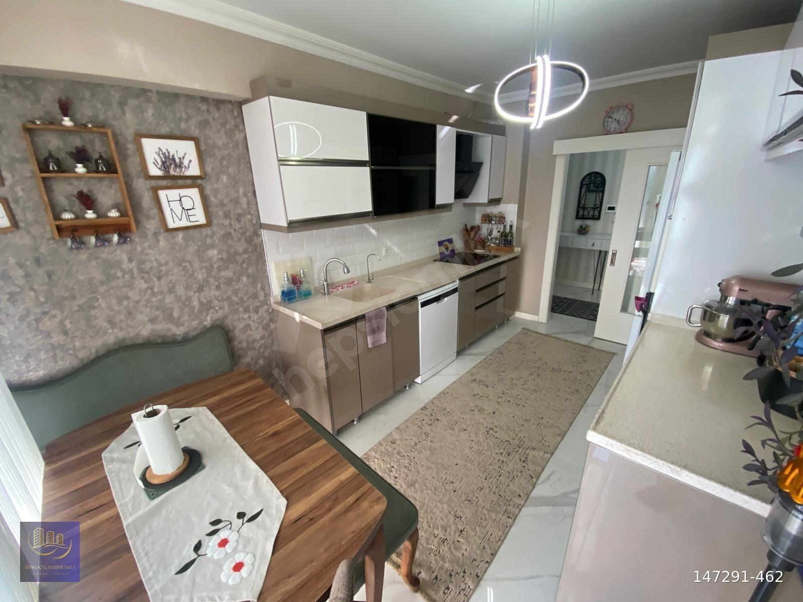 YEŞİLOVA'DA GREEN HİLL RESİDENCE'DA YÜKSEK KAT 2+1 GENİŞ DAİRE