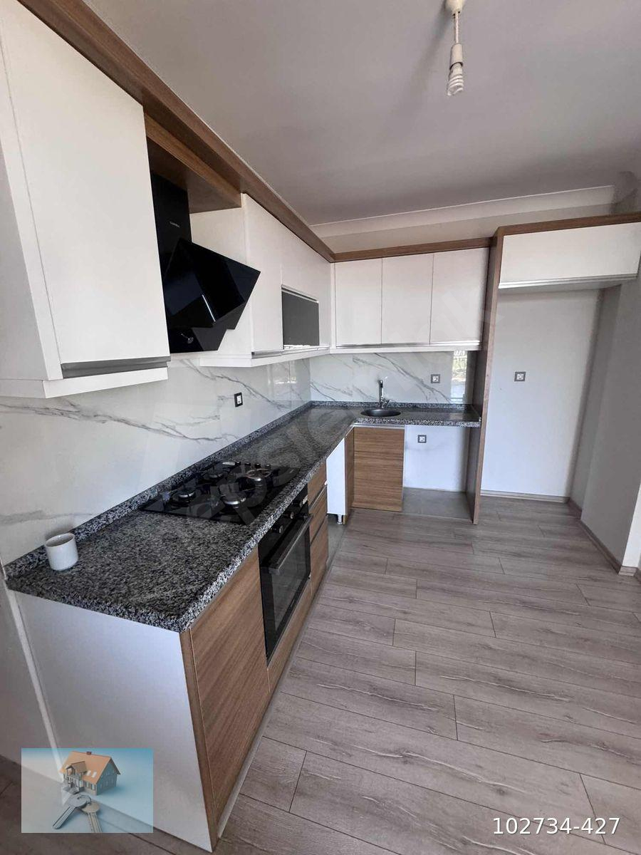 CEZAEVİ VE HİPODRAMA YAKIN AYRI MUTFAK 2+1 GENİŞ DAİRE