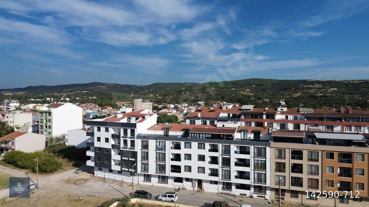 LAPSEKİ ÇARDAK MERKEZDE 2+1 SATILIK DAİRE