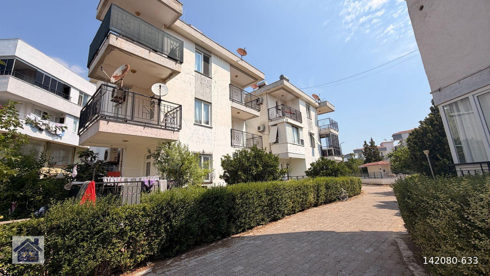 Belek'te Kapalı Pazar Yanı 2+1 Havuzlu Sitede Ara Kat Daire