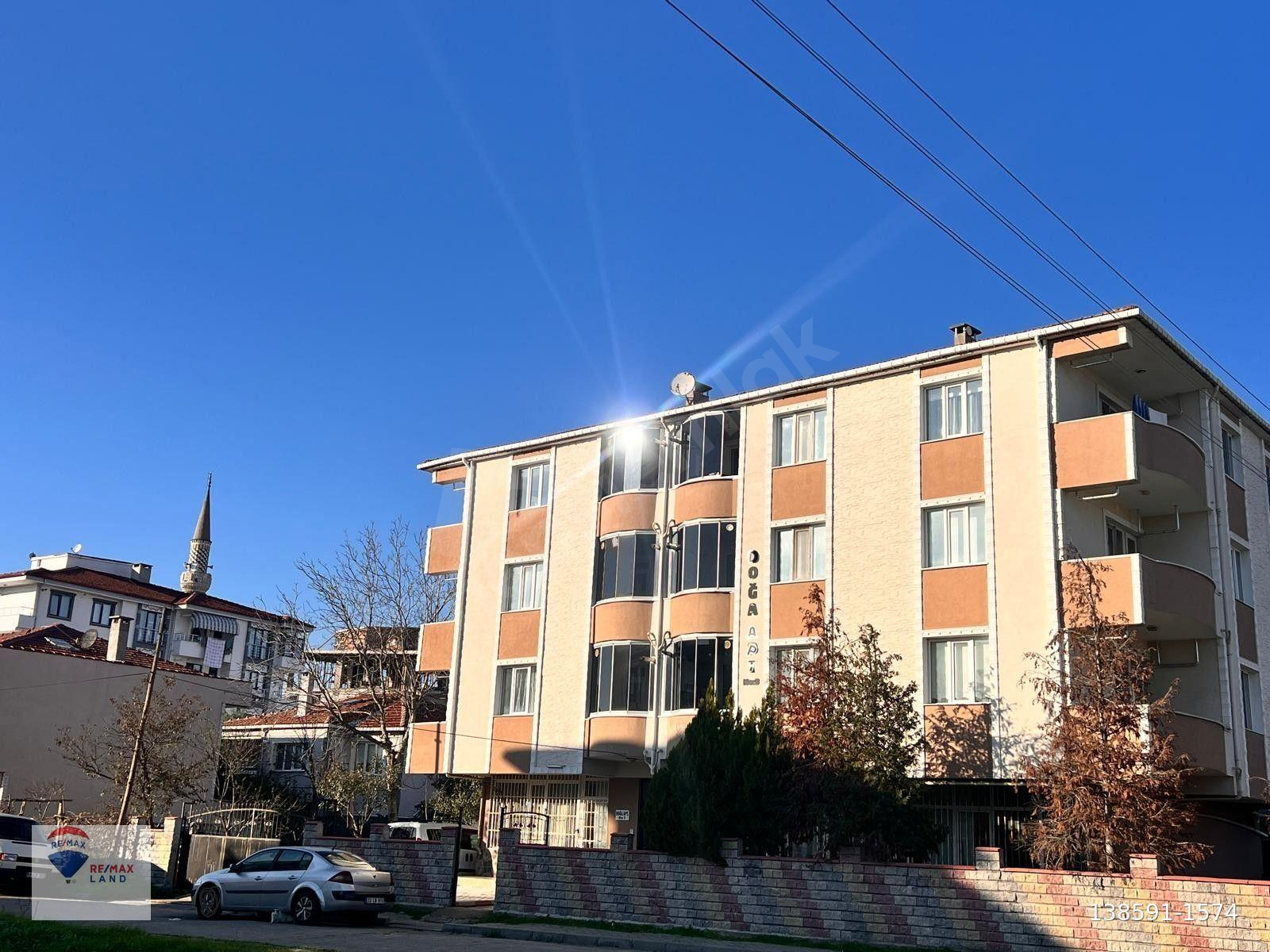 LÜLEBURGAZ'DA 2+1 KAPALI MUTFAK KİRALIK 100 M2 AİLE APARTMANI