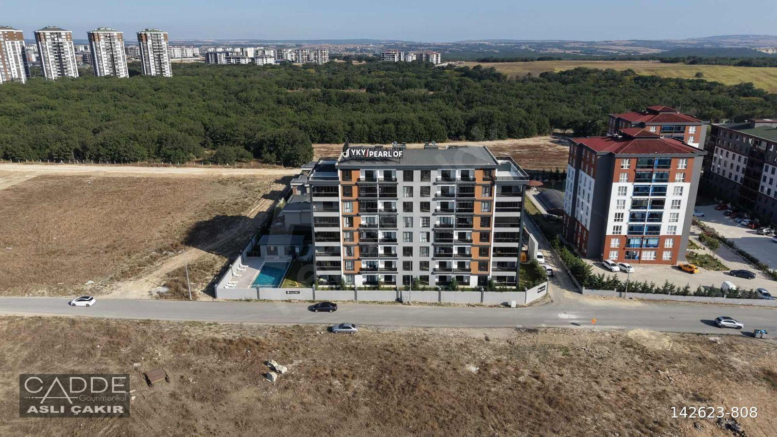 CADDE GAYRİMENKUL'DEN ÇERKEZKÖY TEPE'DE SİTE İÇİ 2+1 DAİRE