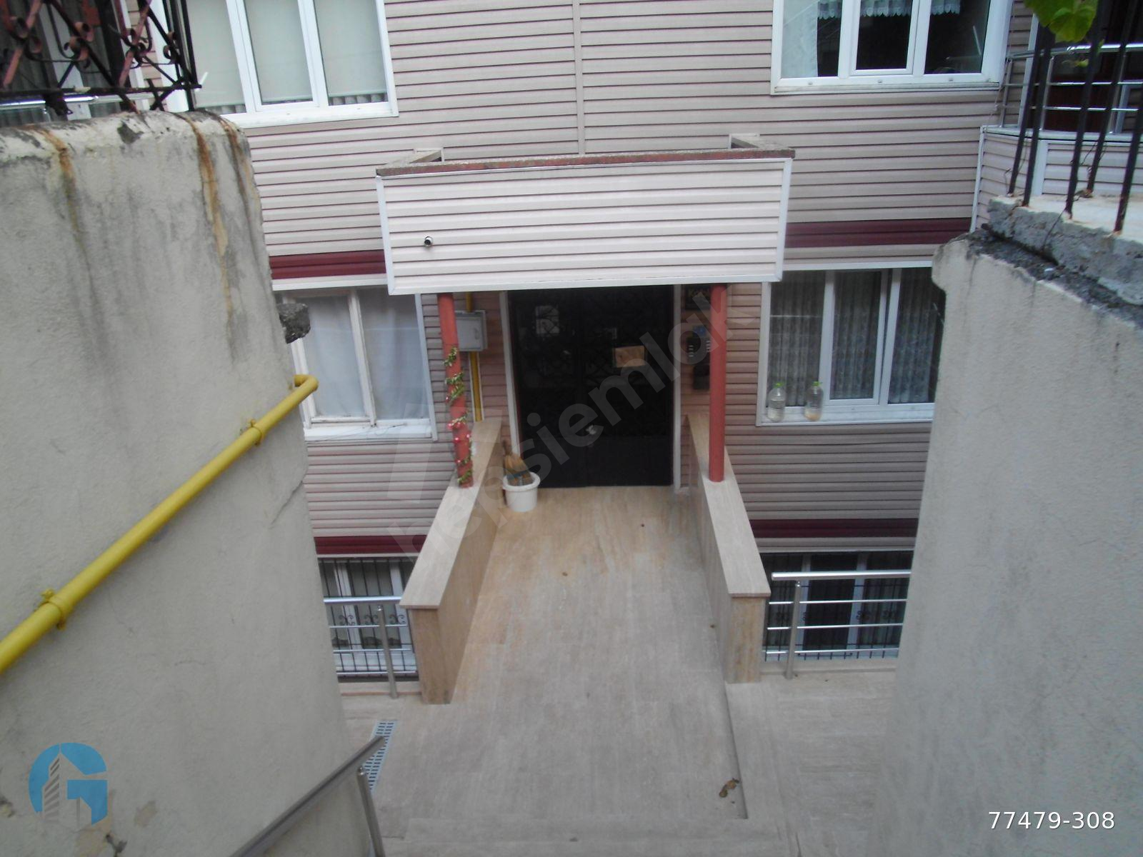 GÜVEN EMLÂK TAN KELEPİR FİYATINA TERMİNAL ÜSTÜ BAHÇE KATI SATILIK 2+1 DAİRE