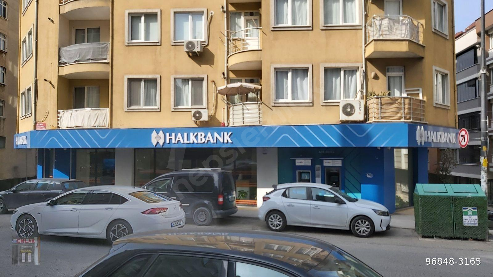BAHÇELİEVLER M K PAŞA CADDE HALK BANK KARŞI 12 YILLIK 1.KAT 2+1 SATILIK DAİRE