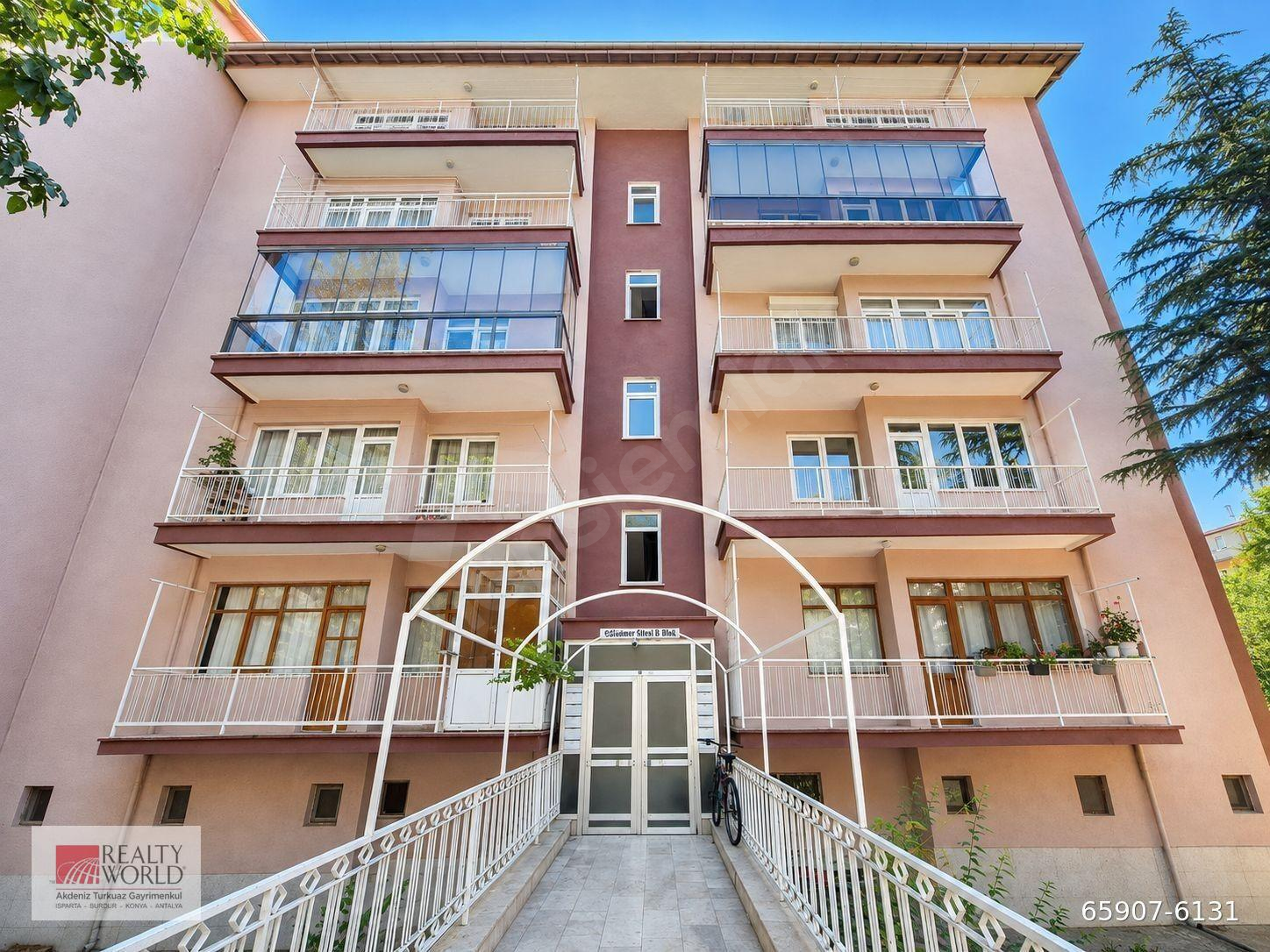 ISPARTA HALIKENT MAHALLESİN'DE SATILIK 3+1 DAİRE